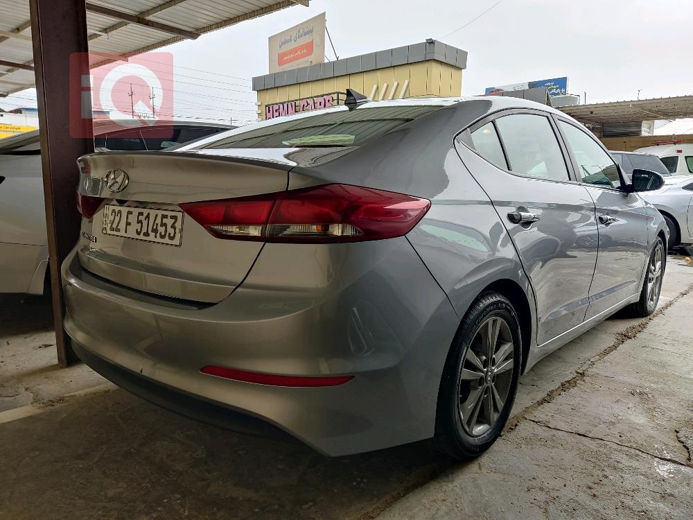 هیوندای ئەلەنترا